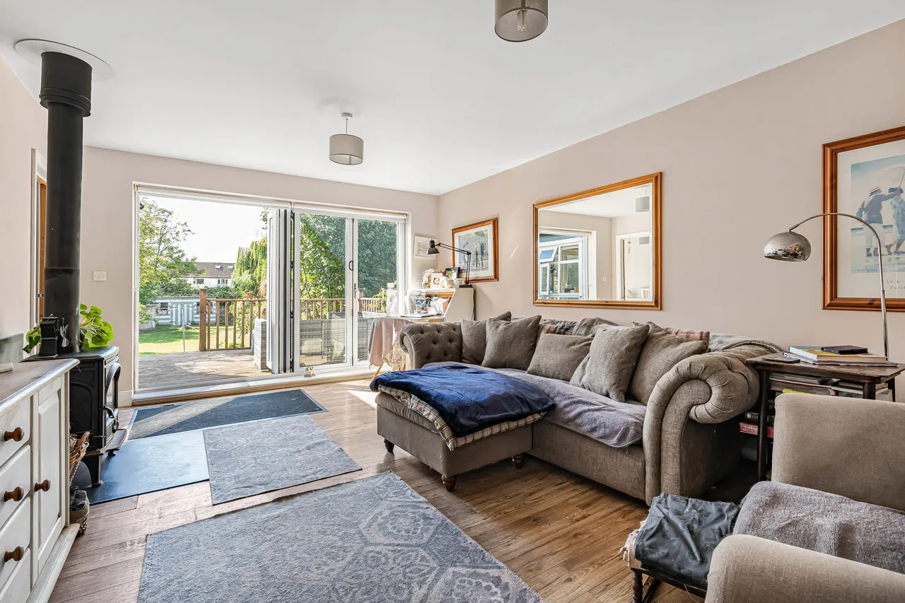 Ayebridges Avenue, Egham, TW20, photo 8