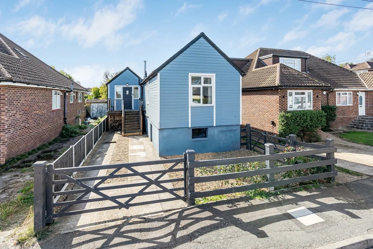 Ayebridges Avenue, Egham, TW20, photo 17