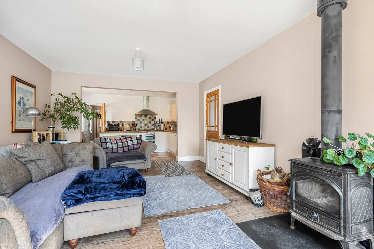 Ayebridges Avenue, Egham, TW20, photo 7