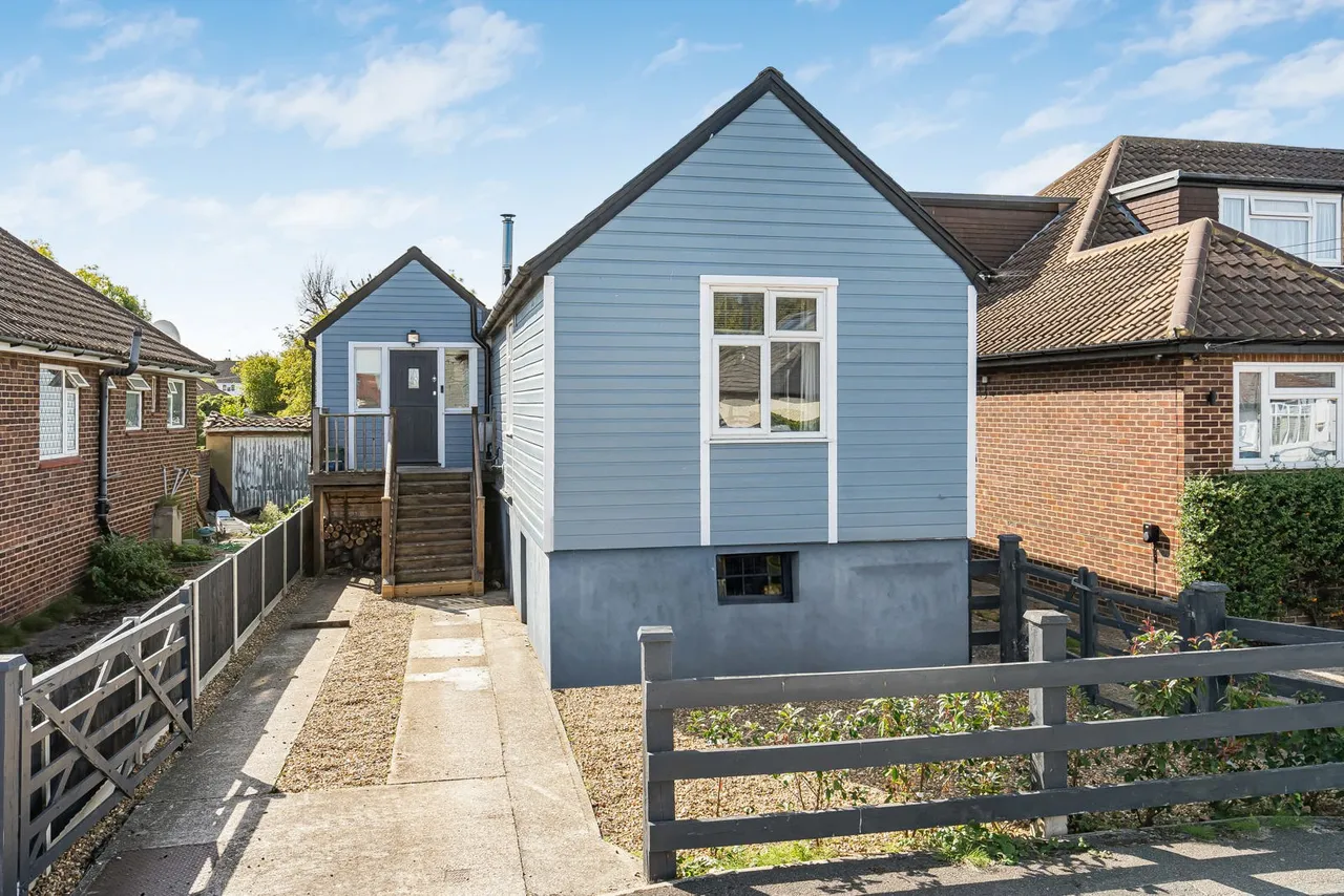 Ayebridges Avenue, Egham, TW20, photo 19