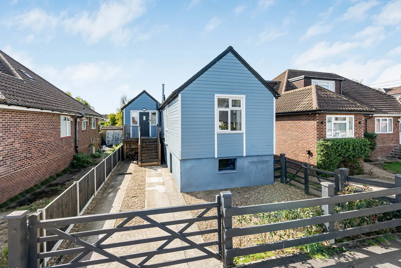 Ayebridges Avenue, Egham, TW20, photo 18