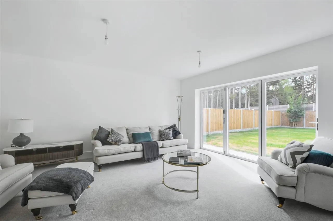 Bletchley Close, Beeston, NG9, photo 4