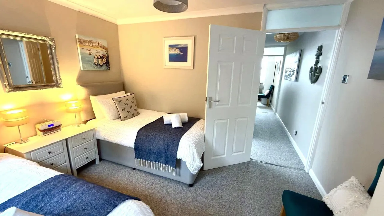 Chywoone Hill, Newlyn, TR18, photo 24