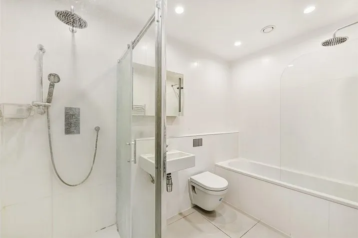 Meridian Place, London, E14, photo 7