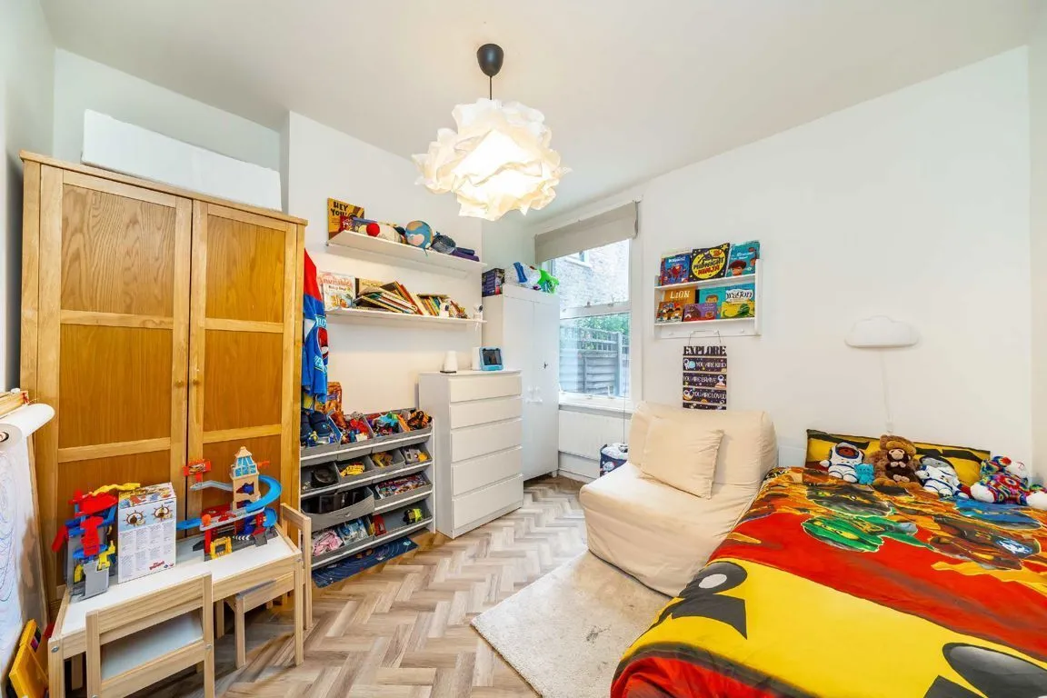 Leverson Street, SW16, photo 4