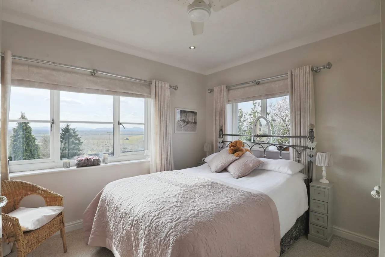 Murcot Turn, Broadway, WR12, photo 7