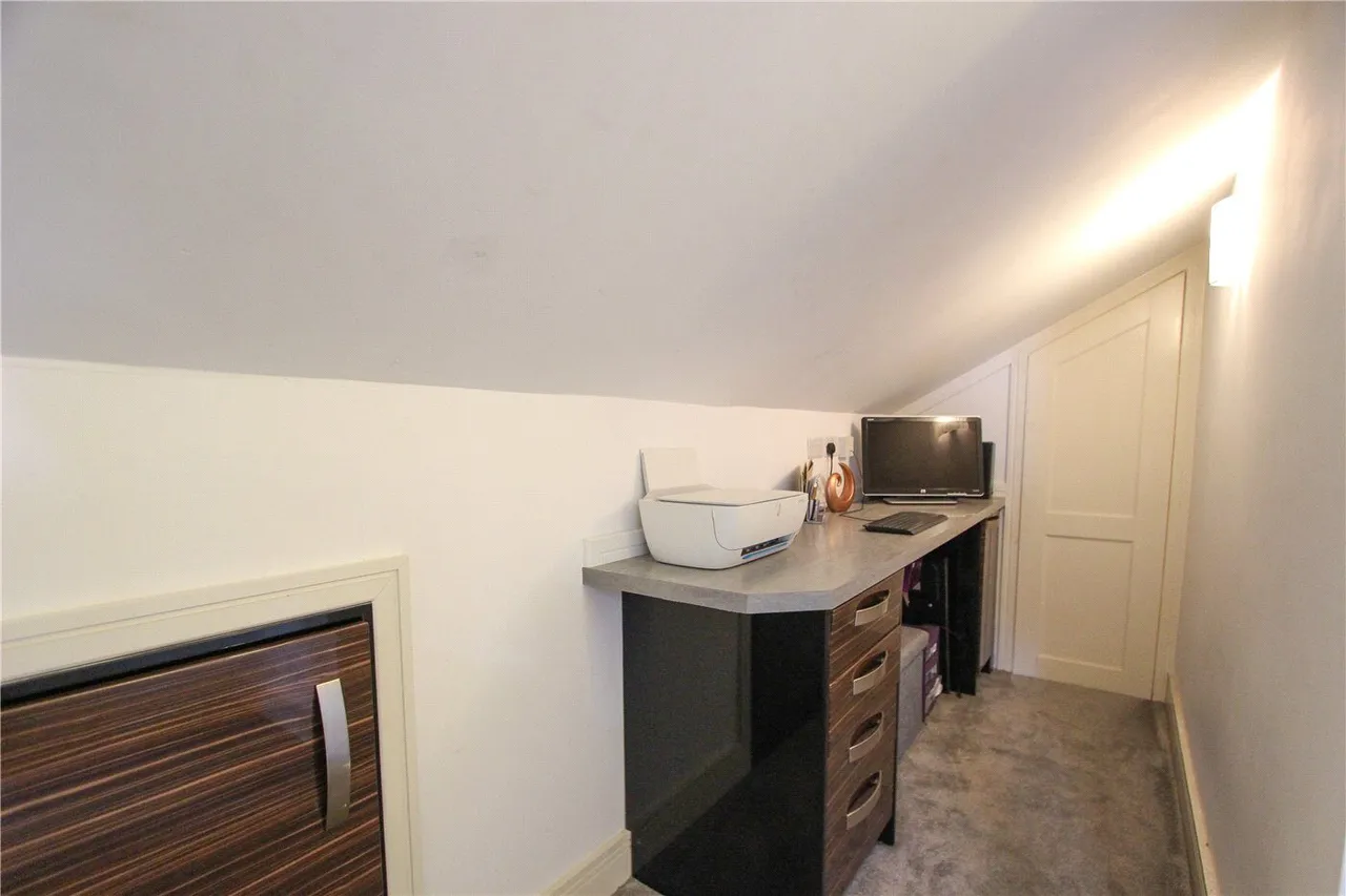 Rayleigh Road, Leigh-on-Sea, SS9, photo 16