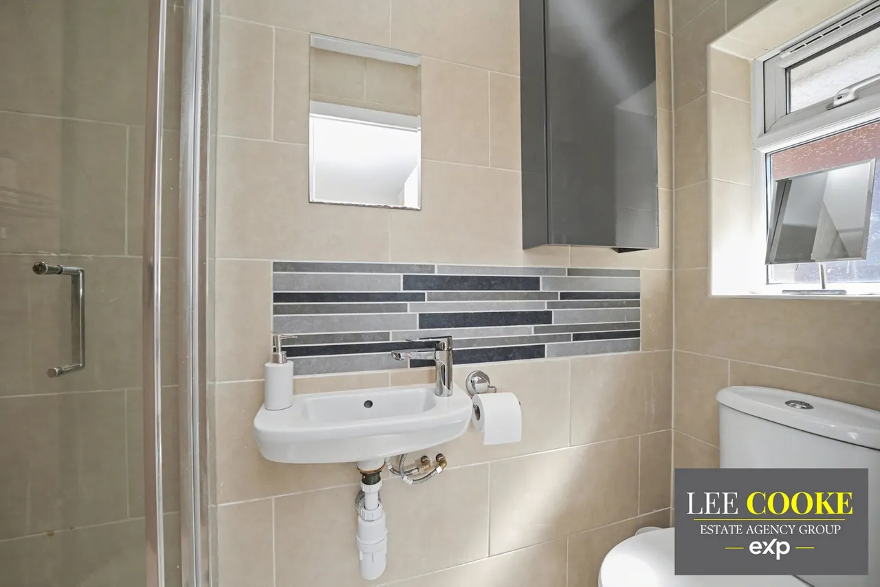 Newquay Avenue, Weeping Cross, ST17, photo 18