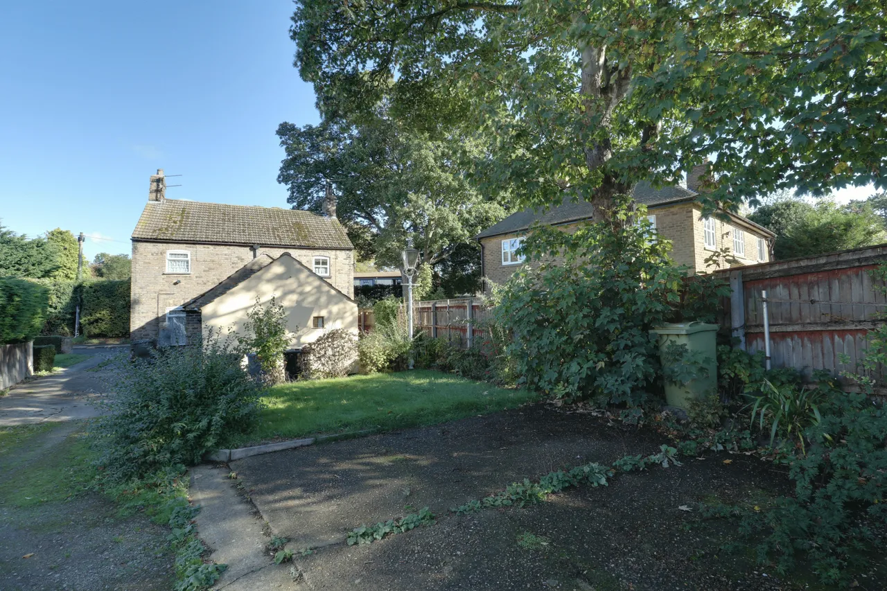 Victoria Road, Keelby, DN41, photo 13