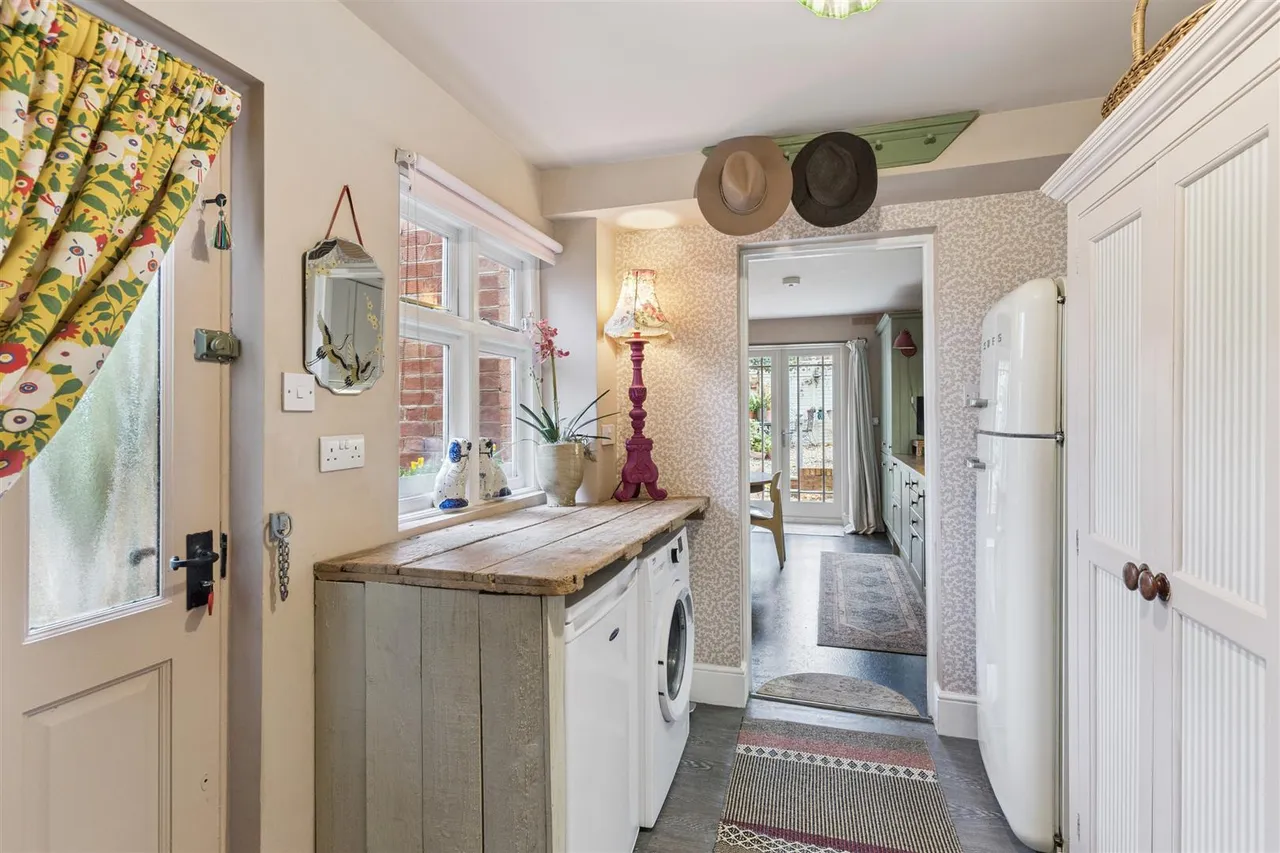 East Street, Olney, photo 8