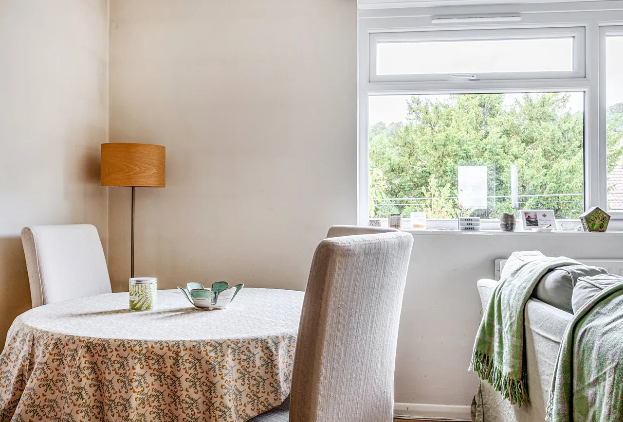 Park Lane East, Reigate, RH2 8LP, photo 14
