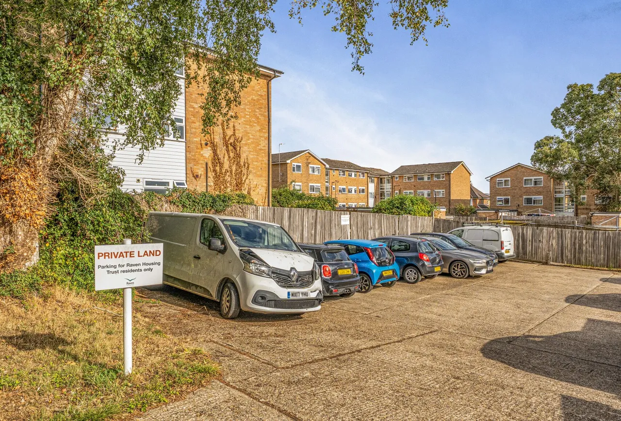 Park Lane East, Reigate, RH2 8LP, photo 21
