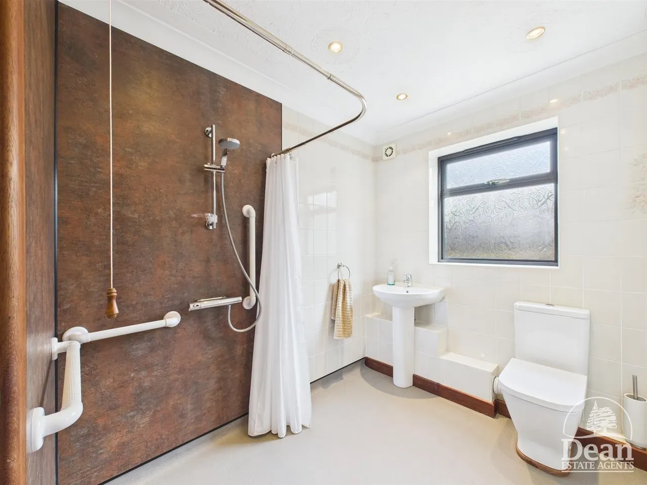Ruspidge Road, Cinderford, GL14, photo 3