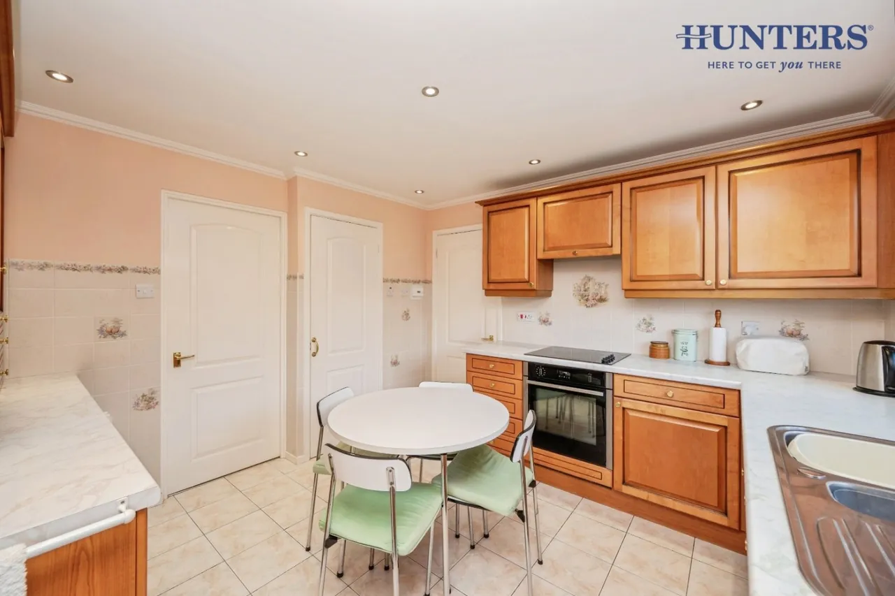 Bluebird Close, Lichfield, WS14, photo 14
