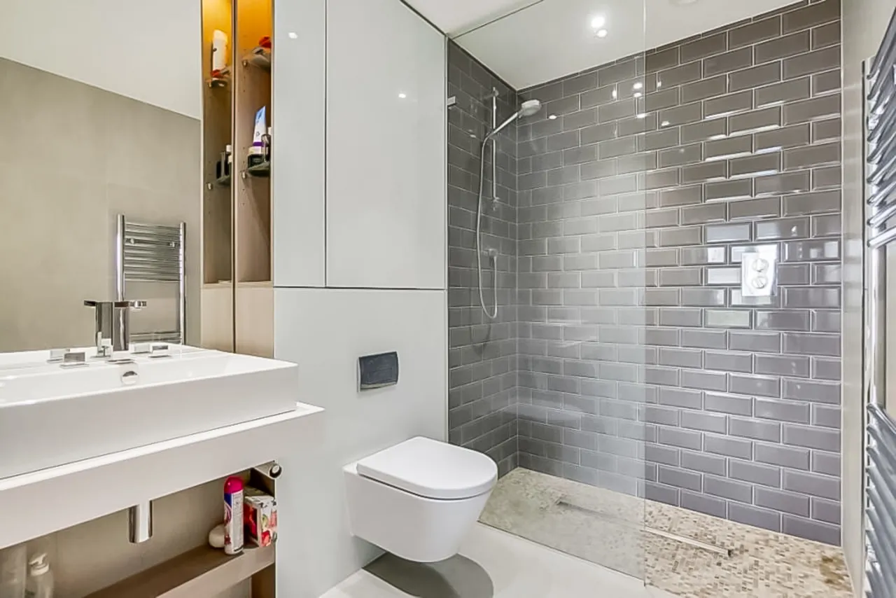 49 Skyline Apartments, Devan Grove, London, photo 5