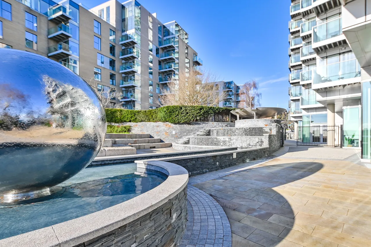 49 Skyline Apartments, Devan Grove, London, photo 10