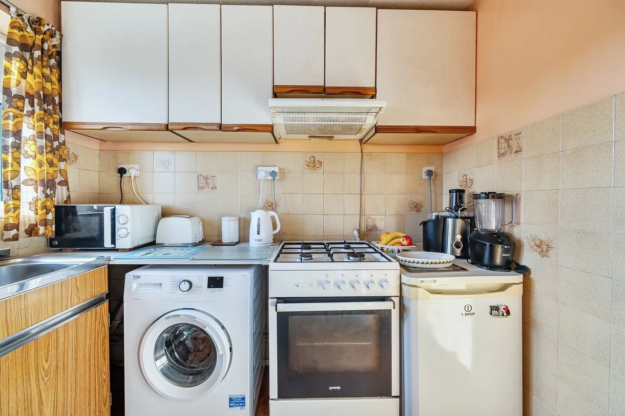 Vicarage Close, Coxley, BA5, photo 6