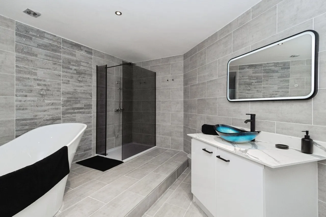 Milton Brae, Milton Street, Mossley, Ashton-under-Lyne, OL5, photo 17