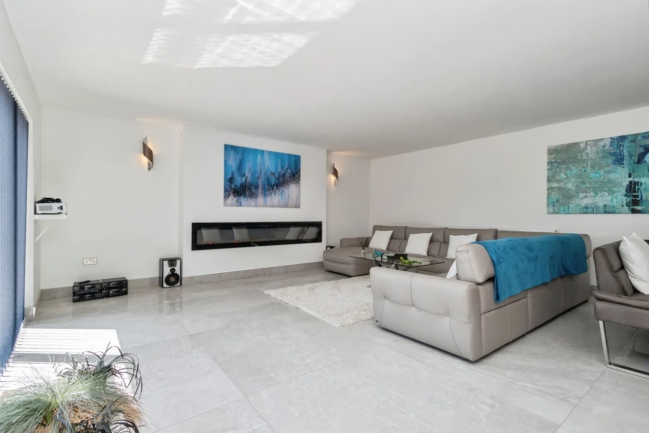 Milton Brae, Milton Street, Mossley, Ashton-under-Lyne, OL5, photo 8