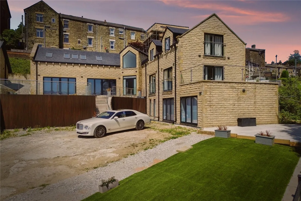 Milton Brae, Milton Street, Mossley, Ashton-under-Lyne, OL5, photo 26