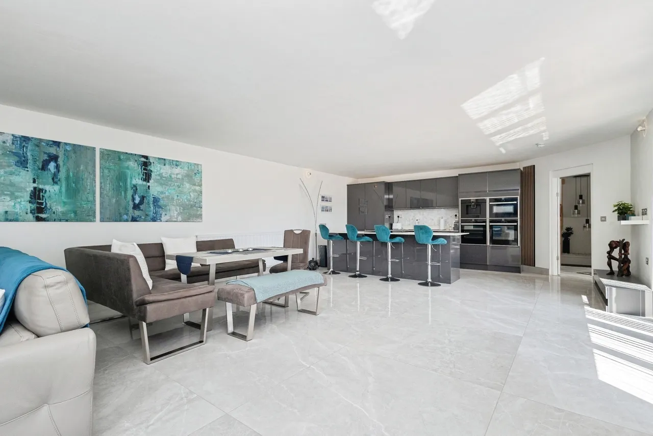 Milton Brae, Milton Street, Mossley, Ashton-under-Lyne, OL5, photo 9