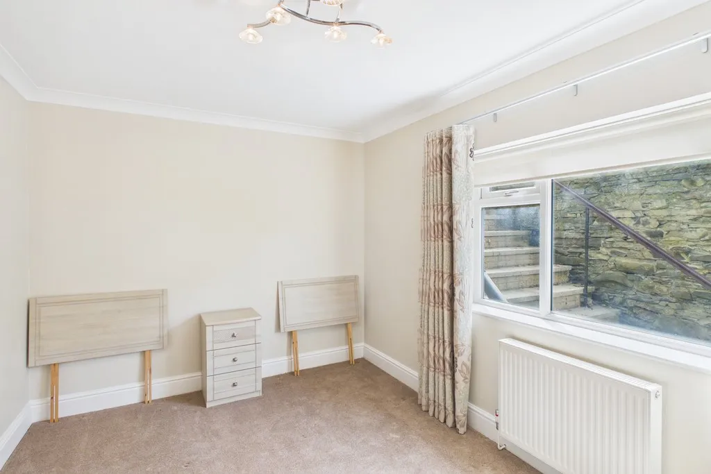 Rayrigg Road, photo 9