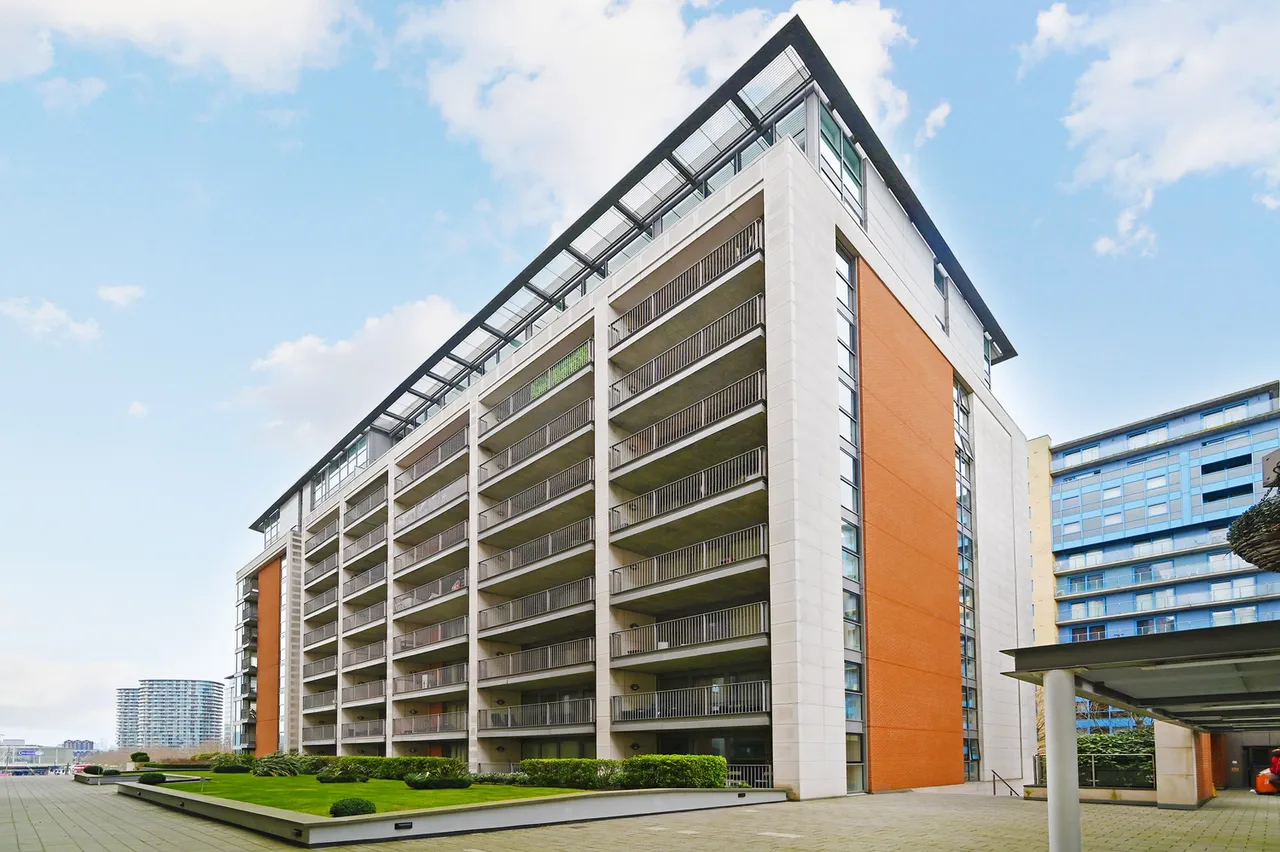 Balearic Apartments, London, E16, photo 14