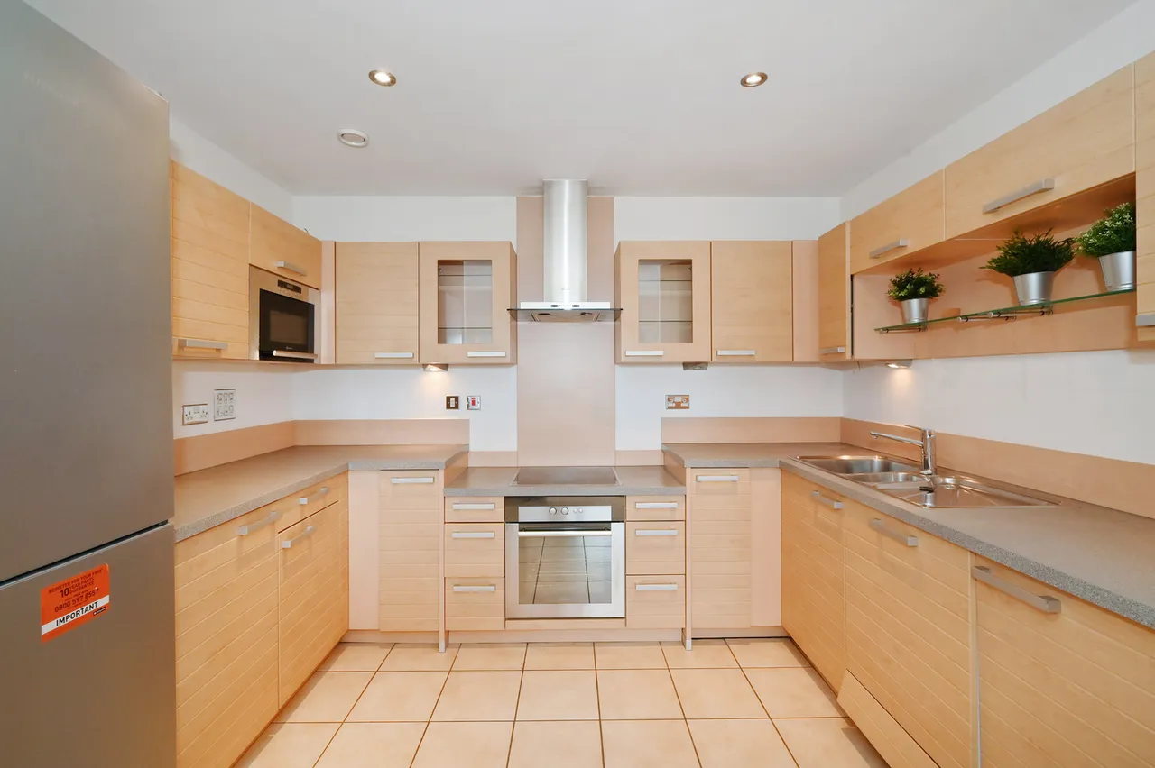 Balearic Apartments, London, E16, photo 4