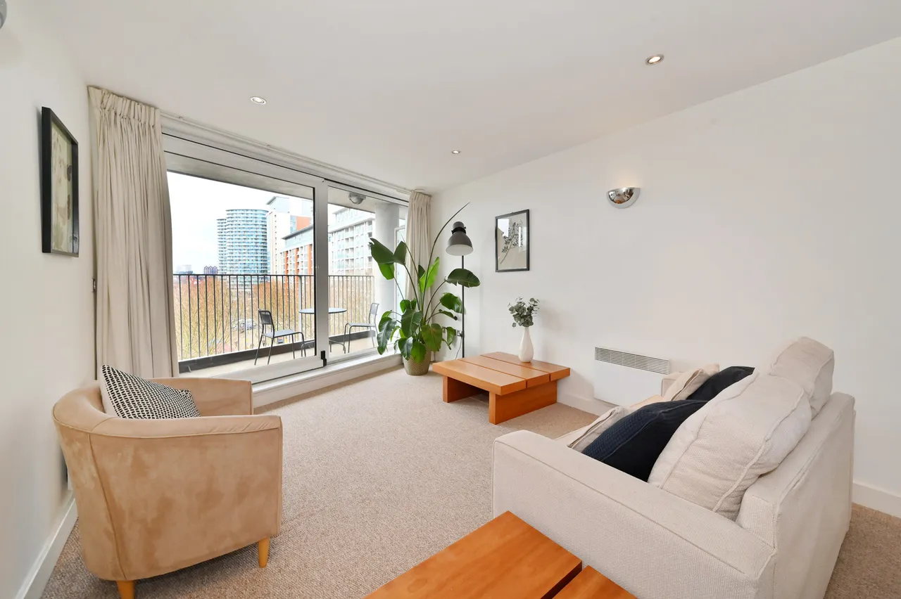 Balearic Apartments, London, E16, photo 6
