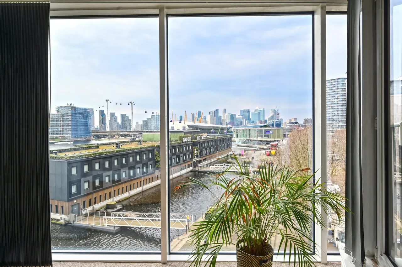 Balearic Apartments, London, E16, photo 9