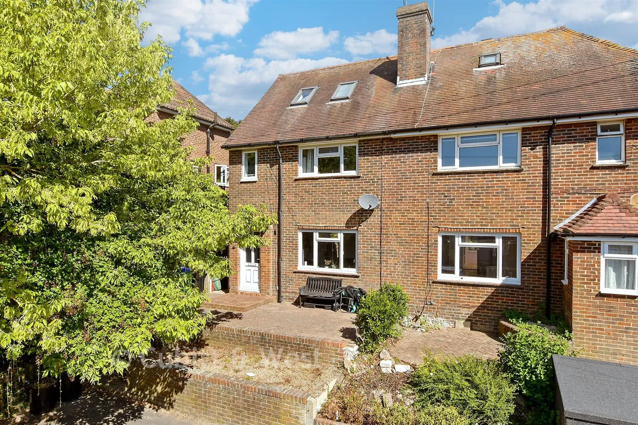 3 bed house for sale, Dale Road, Lewes, BN7
