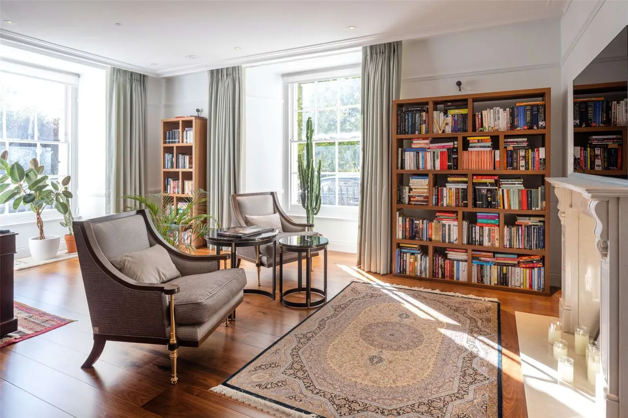 Cumberland Terrace, Regent's Park, London, NW1 4HP, photo 5