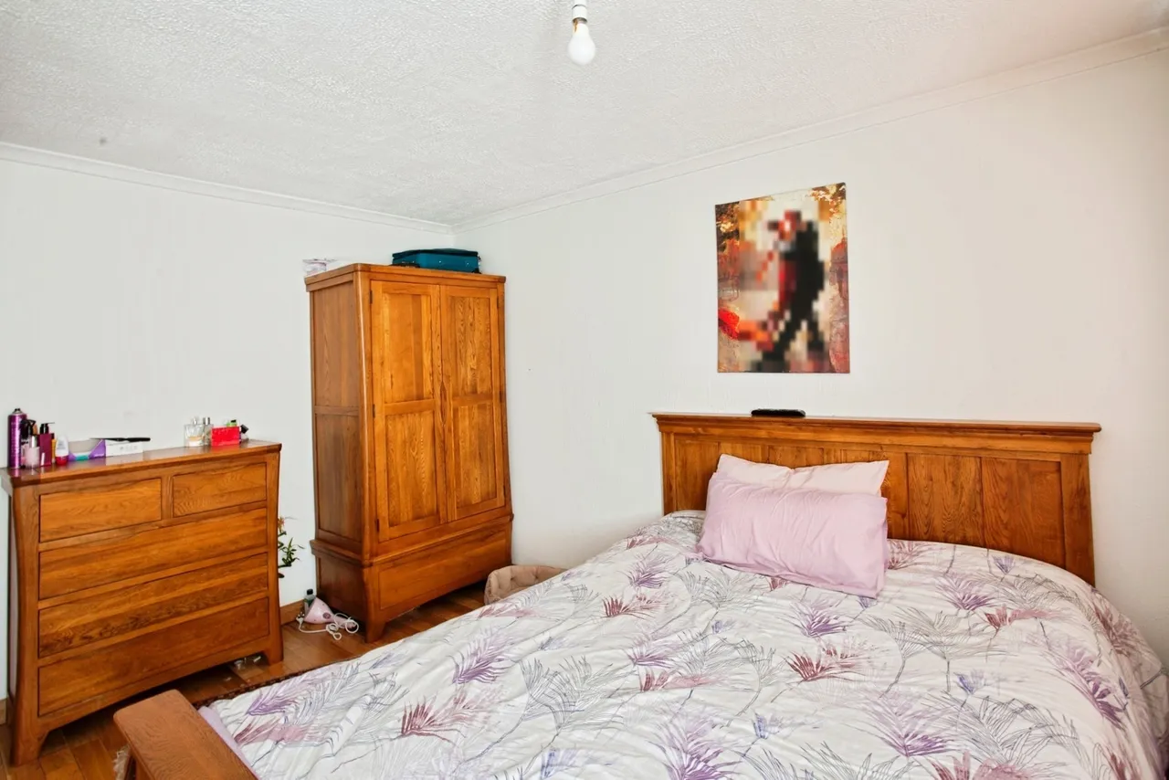 Taunton Avenue, Sheffield, South Yorkshire, S9, photo 14