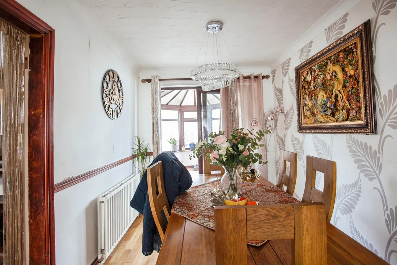 Taunton Avenue, Sheffield, South Yorkshire, S9, photo 5