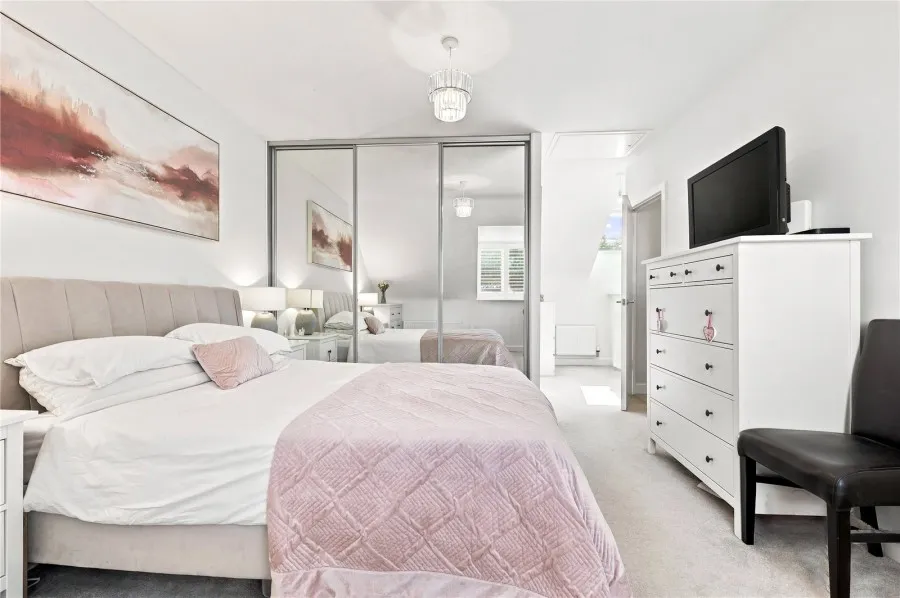House Under Offer with 3 bedrooms in Stansted, CM24, photo 6
