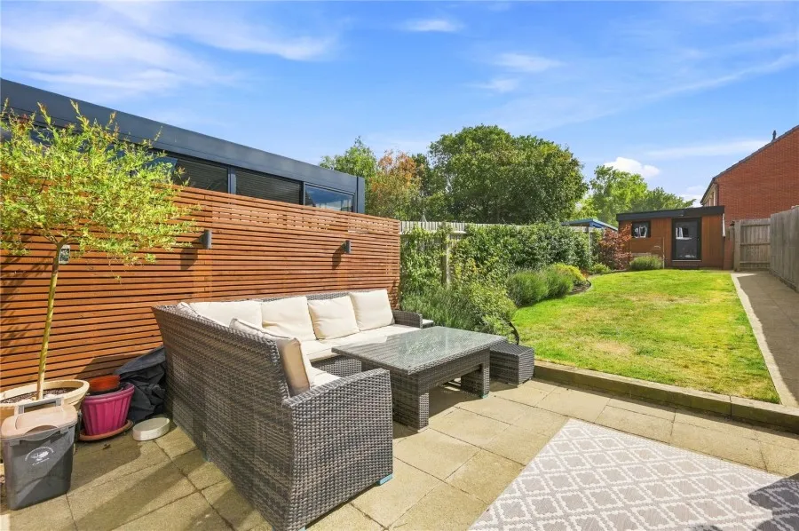 House Under Offer with 3 bedrooms in Stansted, CM24, photo 10