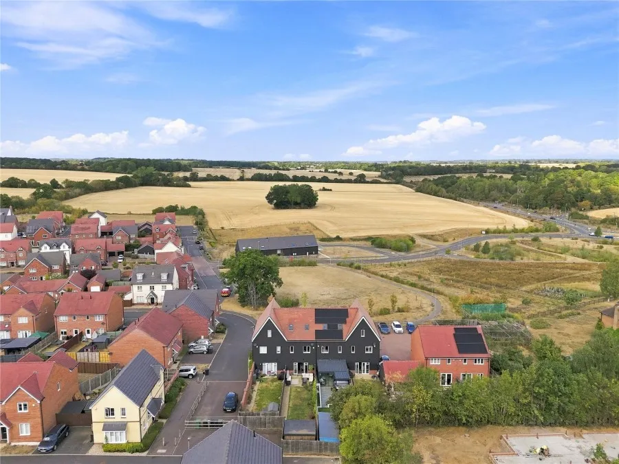 House Under Offer with 3 bedrooms in Stansted, CM24, photo 19
