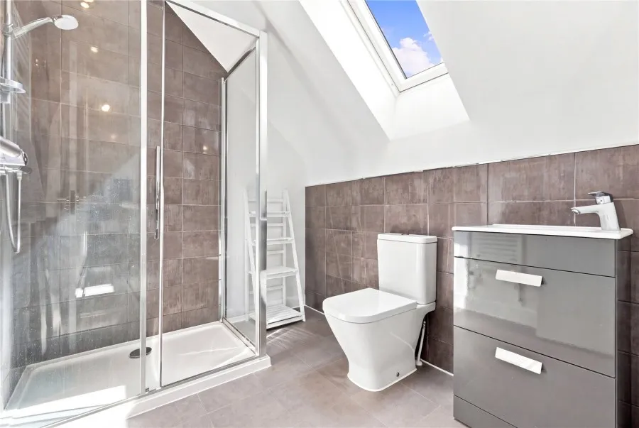 House Under Offer with 3 bedrooms in Stansted, CM24, photo 9