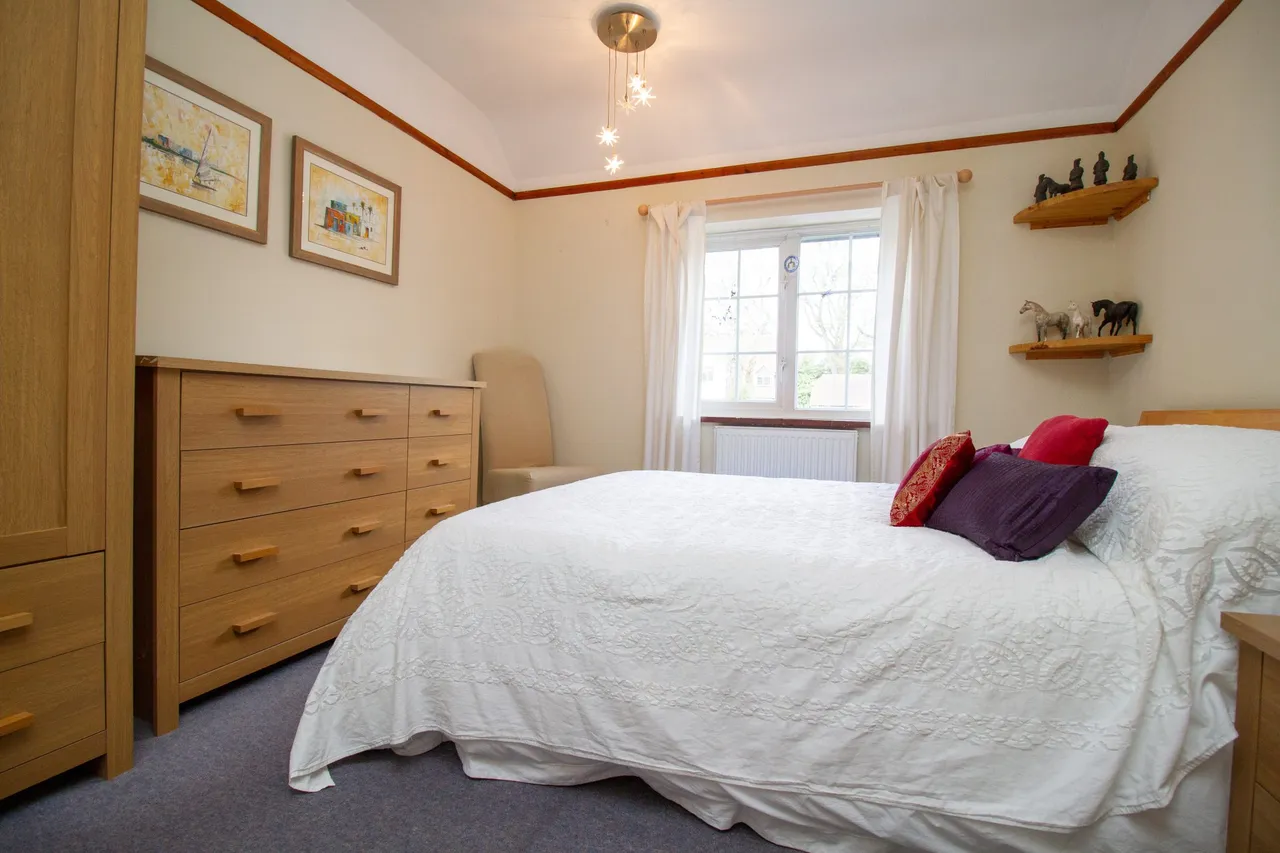 London Road, Camberley, GU15 3UZ, photo 12