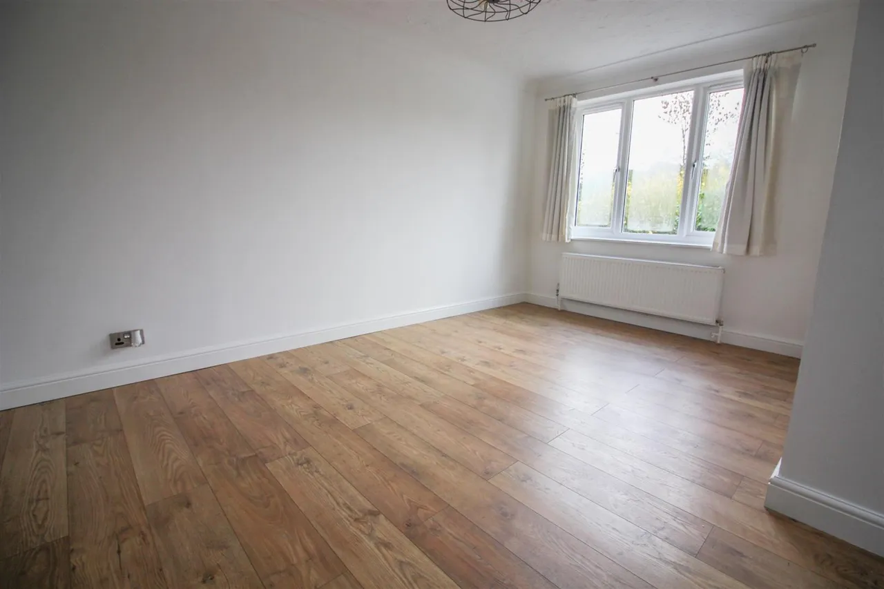 Tickenhall Drive, Church Langley, CM17, photo 3