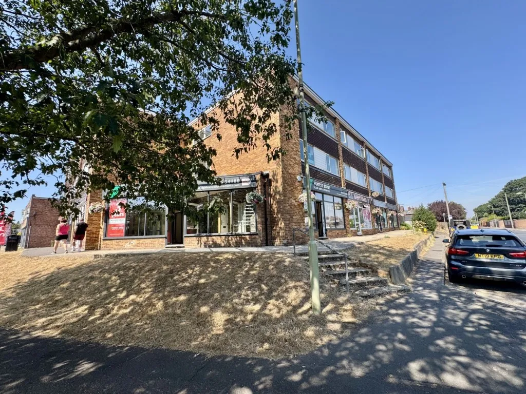 South Street, Pennington, SO41, photo 5
