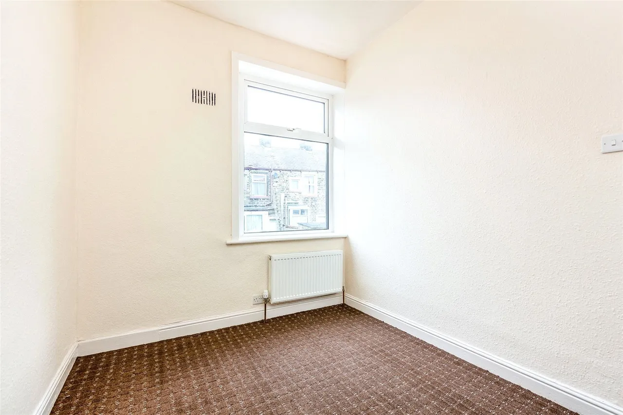 Cleveland Street, Colne, BB8, photo 10
