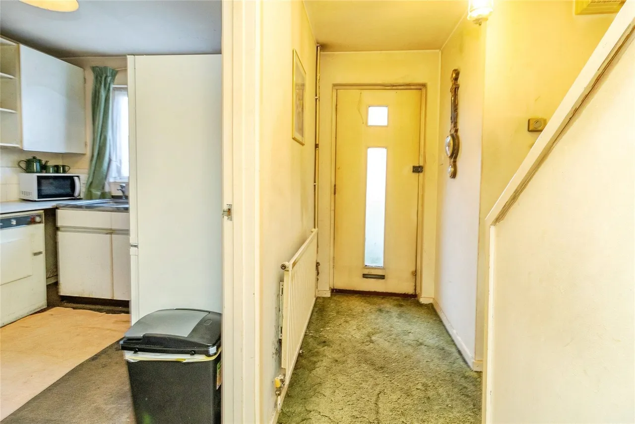 Quantock Crescent, Emerson Valley, Milton Keynes, Buckinghamshire, MK4, photo 8