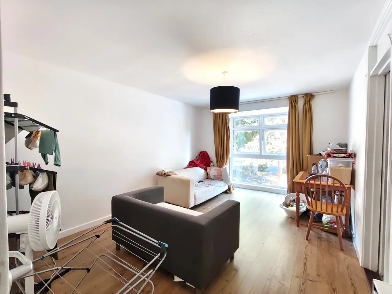 Harriers Close, Ealing, photo 5