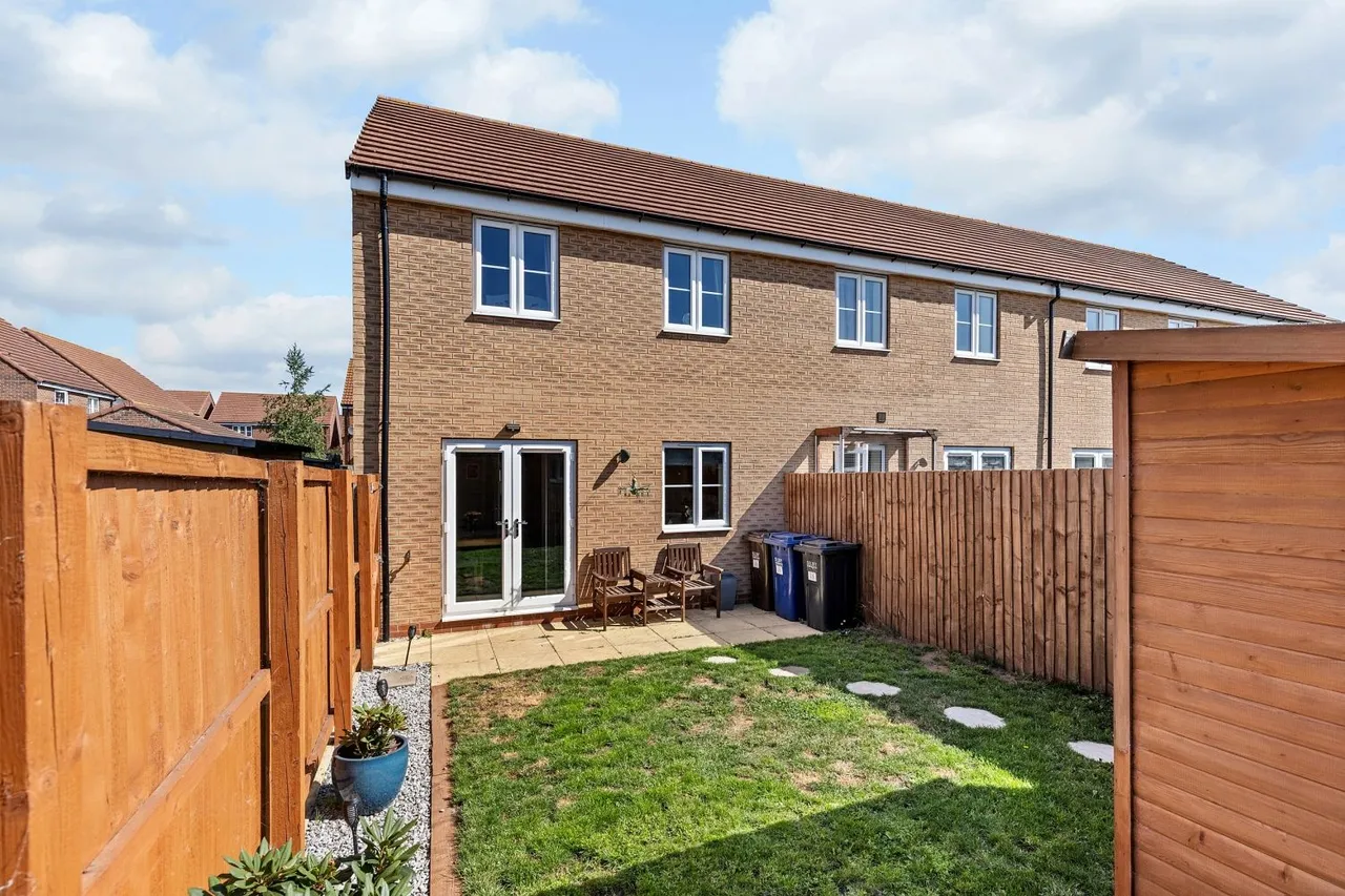 Harrier Close, Brayton, YO8, photo 8