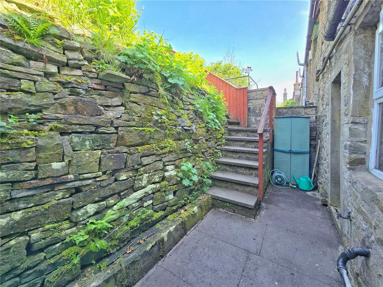 Todmorden Road, Bacup, OL13, photo 6