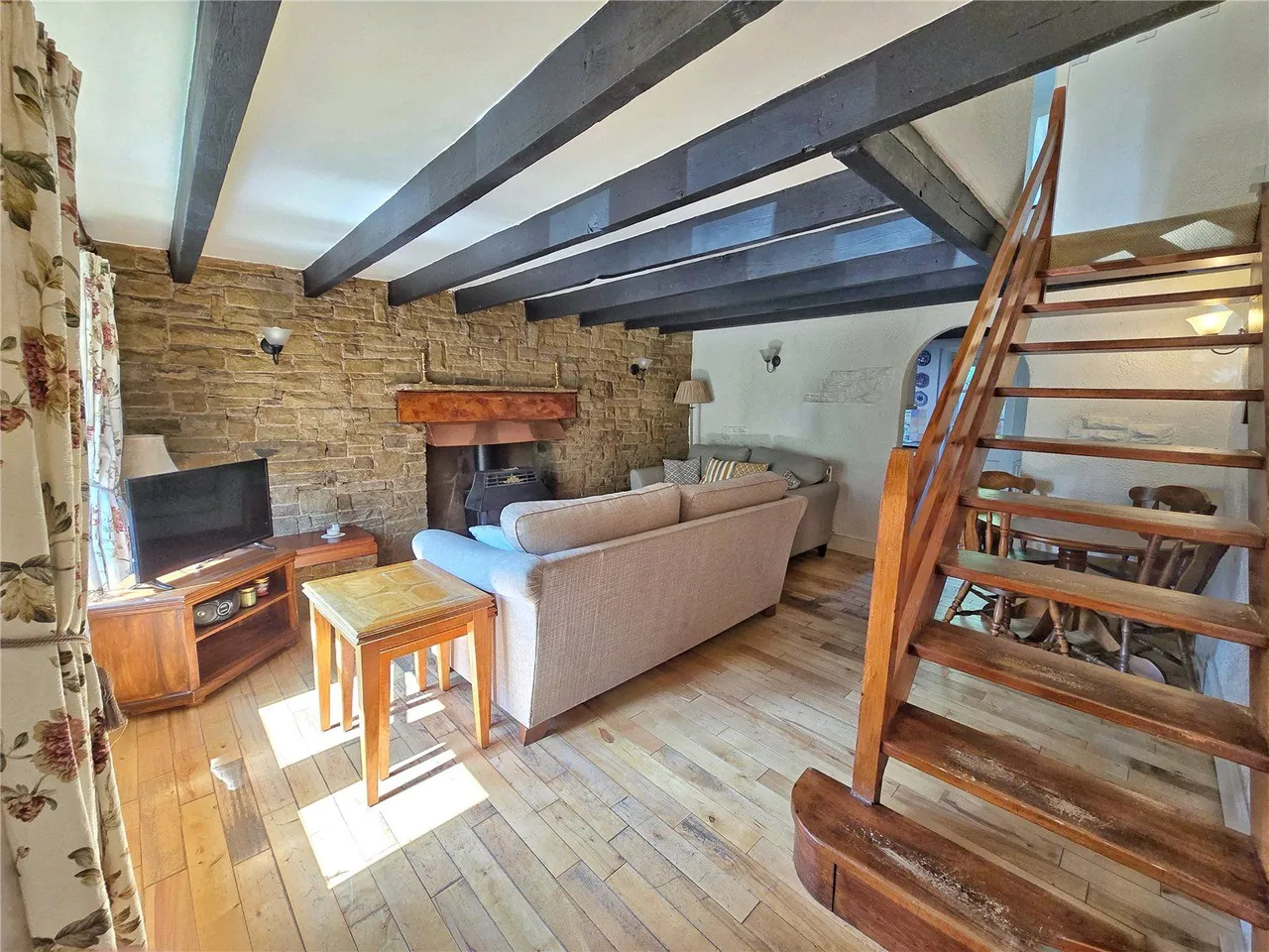 Todmorden Road, Bacup, OL13, photo 3