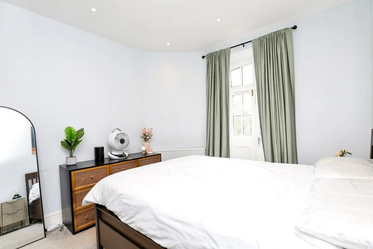 Syresham Gardens, Haywards Heath, RH16, photo 14