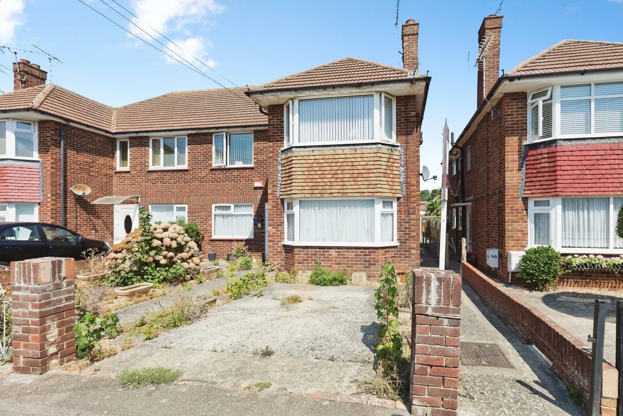2 bed flat for sale, Wickham Avenue, Ramsgate, CT11