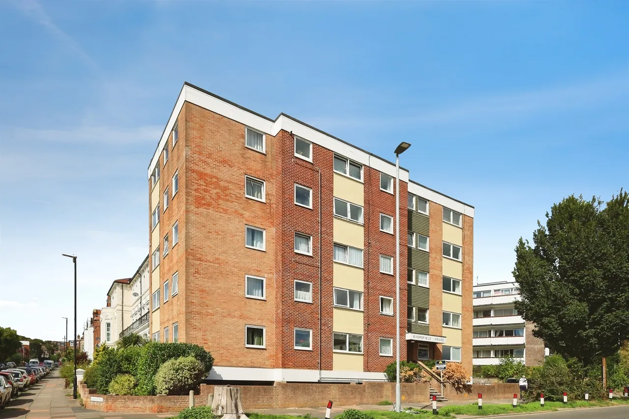 The Avenue, Eastbourne, BN21, photo 14